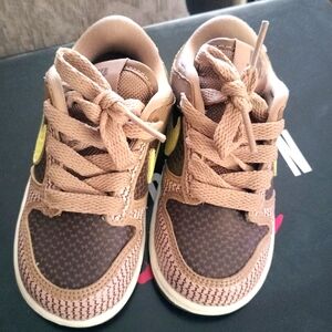 Nike Dunk LowUndefeated Canteen Dunk vs. AF1 Pack Sz 7c